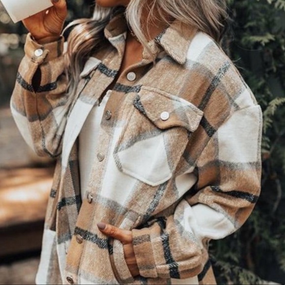 Jackets & Blazers - Khaki plaid oversized plaid flannel shirt shachet jacket